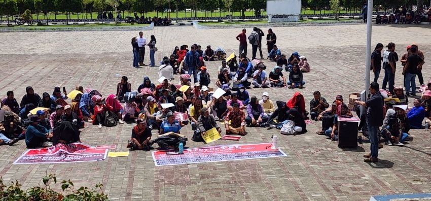 Unjuk Rasa “Gerakan Tutup TPL” ke Kantor Bupati Toba Hasil Provokasi LSM