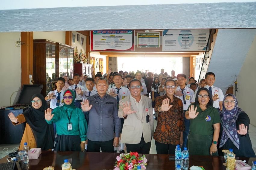 Pemko Sosialisasikan Anti Perundungan di SMPN 10 Medan