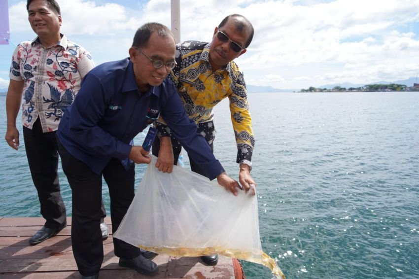LKBN Antara Tabur Ribuan Benih Ikan dan Latih Puluhan UMKM Toba