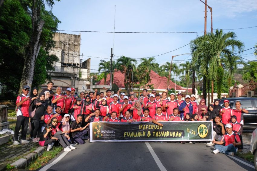 IKAFEBUSU Gelar Funwalk dan Tasyakuran Tiga Tahun Kepengurusan