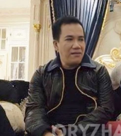 Hobi Sedekah 10 Juta per Hari, Pengusaha Crazy Rich ini Dulunya Sempat Ditolak Ratusan Perusahaan