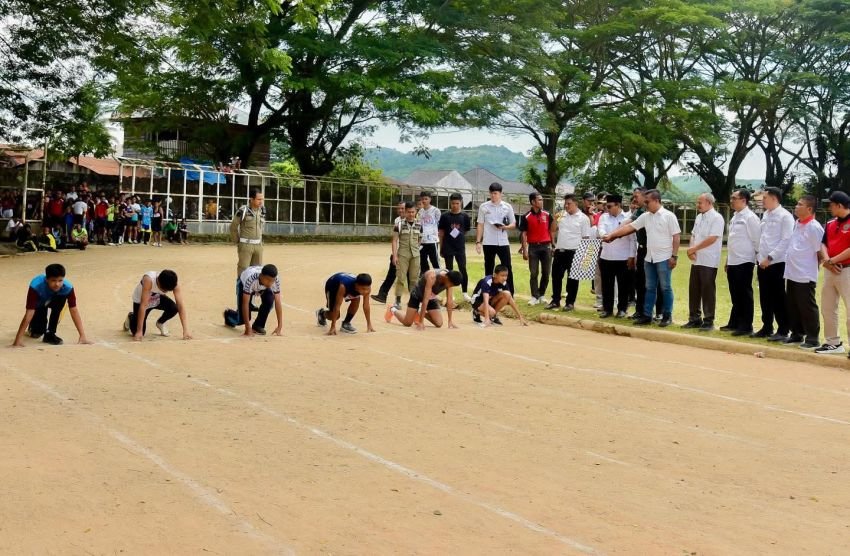 Letnan Dalimunthe Pimpin Langsung Pembukaan Kejuaraan Atletik Walikota CUP 2025