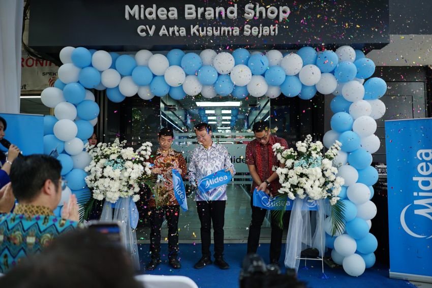 Pertama di Medan, Midea Resmikan Brand Shop untuk Peralatan Rumah Tangga Terlengkap dan Inovatif