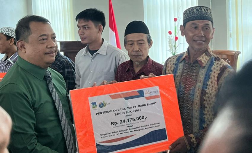 Bank Sumut Salurkan Rp361,8 Juta CSR untuk 15 Rumah Ibadah di Tebing Tinggi