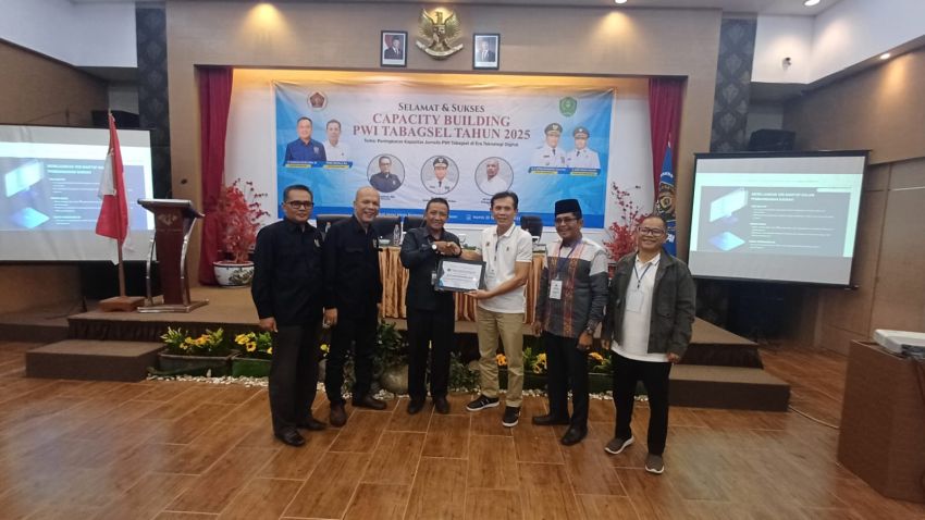 PWI Tabagsel Gelar Capacity Building, Nur Cahyo : Jurnalis Harus Berikan Makna baik Berpikir dan Bertindak