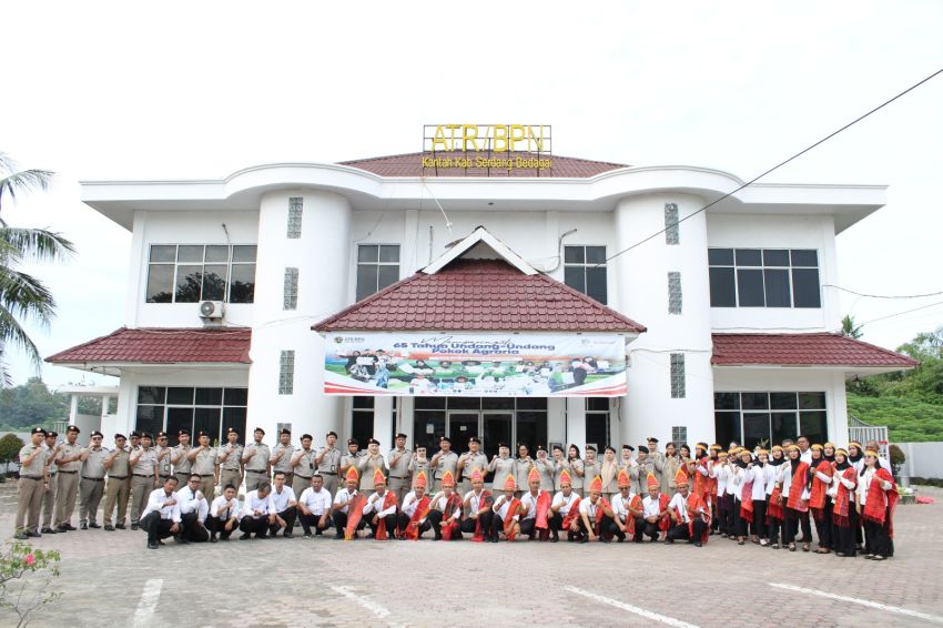 BPN Sergai Peringati HANTARU ke-65, Serahkan Sertipikat Gratis kepada 24 Warga