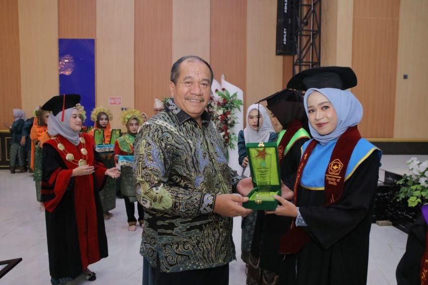 Bupati Asahan Dorong Lahirnya Tenaga Kesehatan Profesional