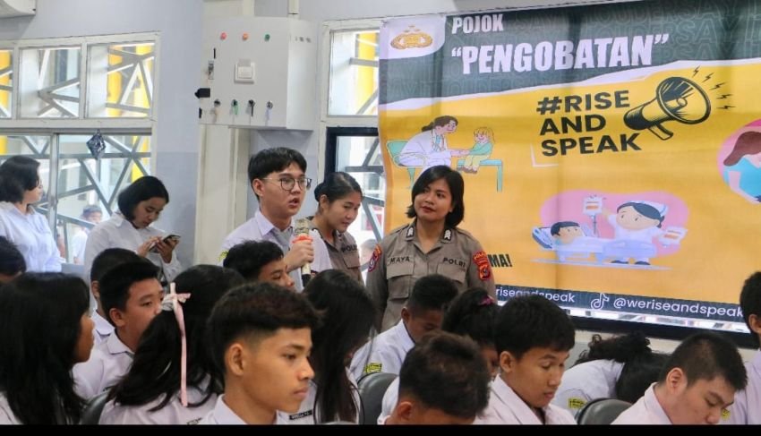 HUT Polwan ke 77, Polwan Polda Sumut Gelar Dialog "Rise and Speak" di Dua Sekolah