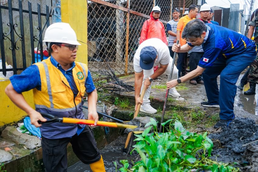 Pemko Medan Peringati World Cleanup Day Dengan Menggelar Gotong Royong Massal dan Normalisasi Drainase