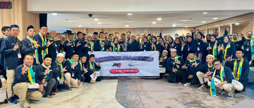 JNE Berangkatkan 1.643 Karyawan Ibadah Umrah