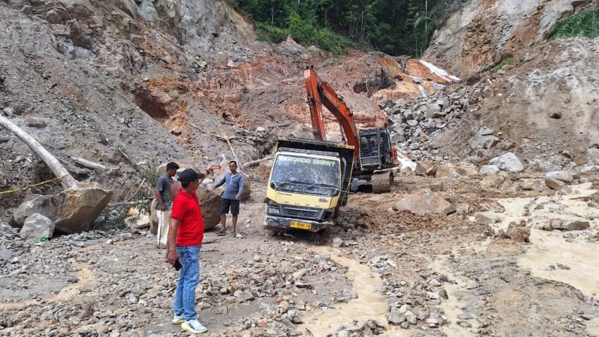 3 Pekerja Tambang Batu Padas Meninggal Dunia Tertimbun Longsor di Asahan, Satu Luka-Luka