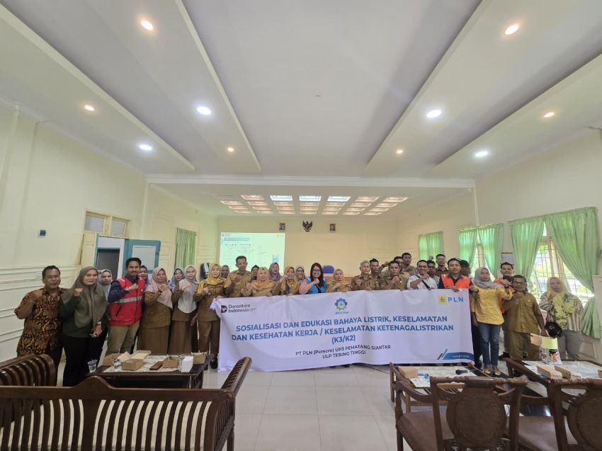 PLN UID Sumut Gelar Sosialisasi Bahaya Listrik dan Edukasi K3/K2 di Tebing Tinggi