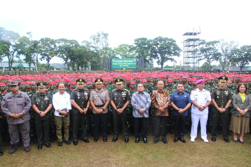 Penutupan Pendidikan Pertama Tamtama TNI Gelombang II Tahun 2025 Kodam I/Bukit Barisan Upacara sekaligus pelantikan 2.912 siswa