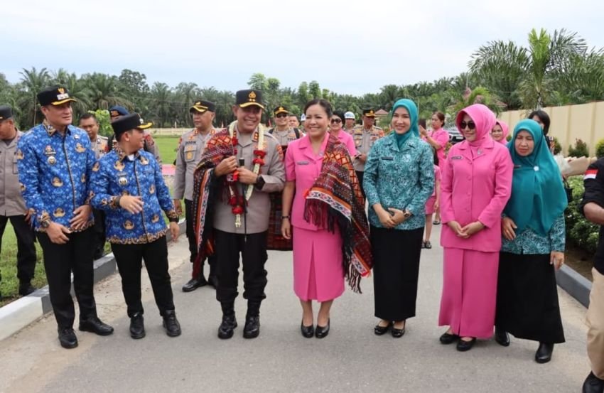 Kapolda Sumut Suntikkan Motivasi ke Jajaran Polres Padang Lawas: Bersatu, Berani, dan Humanis