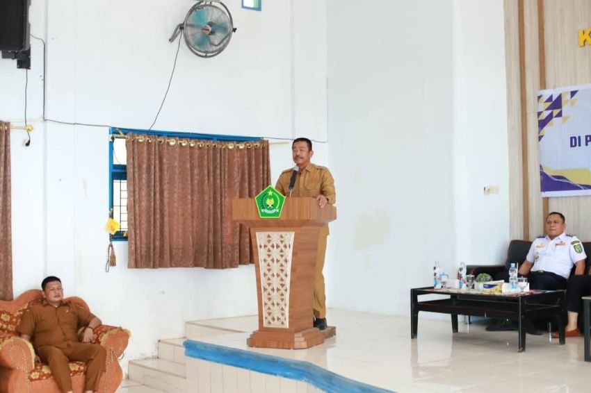Bupati Saipullah Nasution Lepas Kontingen MQK, 18 Orang Santri Ponpes Musthafawiyah Madina