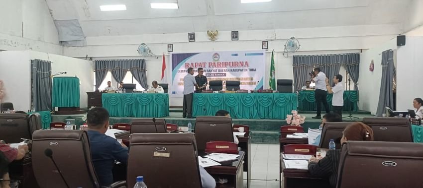 Fraksi Golkar DPRD Toba Tuntut Pemkab Segera Penuhi Kewajiban