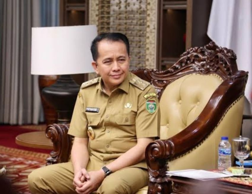 Skandal Smartboard Rp17 M  Disdik Sumut Diduga Proyek Titipan Nama Pj Gubsu Agus Fatoni Disorot