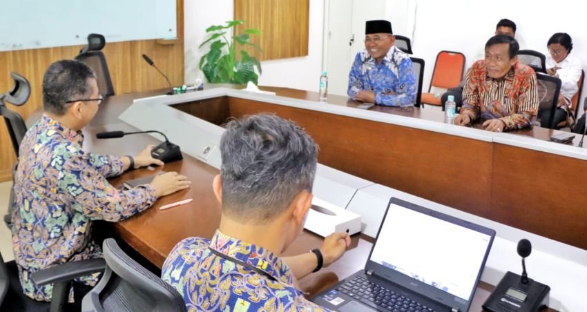 Bupati Simalungun Intensifkan Komunikasi dengan Menteri PU RI untuk Pembangunan Infrastruktur Jalan
