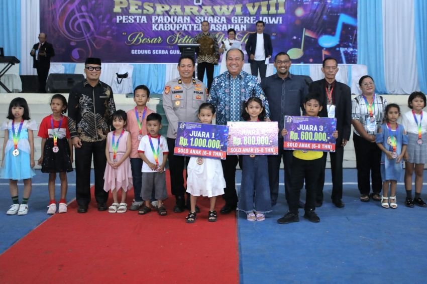 Meriah dan Penuh Sukacita! Bupati Asahan Tutup Pesparawi VIII Tahun 2025