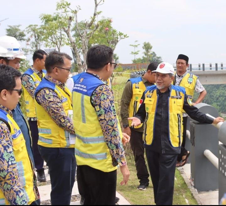 Senator M Nuh Tinjau Progres Bendungan Lau Simeme, dan Berdialog dengan Masyarakat Sekitar Bendungan
