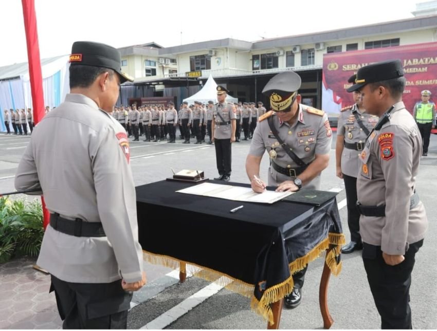 Kombes Pol Jean Calvijn Simanjuntak Resmi Jabat Kapolrestabes Medan