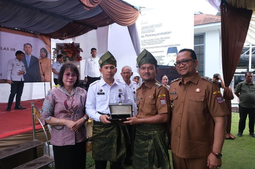 Walikota Hadiri Sertijab Kalapas Tanjungbalai Refin Simanulang