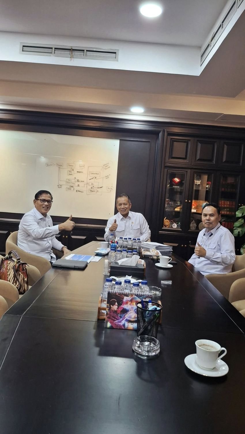 Stafsus Menteri Imigrasi dan Pemasyarakatan  Bertemu Menteri Koperasi, Bahas Penguatan Koperasi sebagai Motor Ekonomi Rakyat