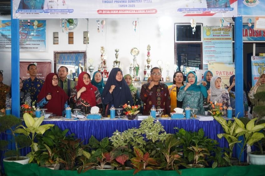 Toppis Diminati Masyarakat: Stok Cepat Habis, Harga di Pasaran Menurun