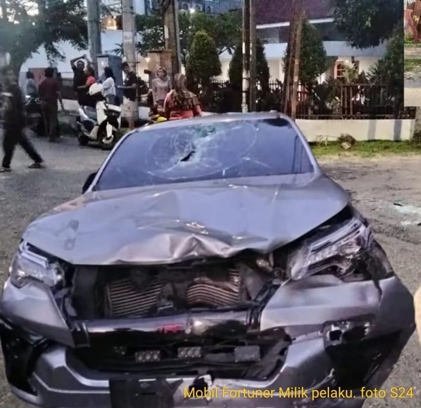 Ditabrak Mobil Fortuner Pengemudi Becak Tewas Ditempat,, Driver Mobil Kabur Melarikan Diri.