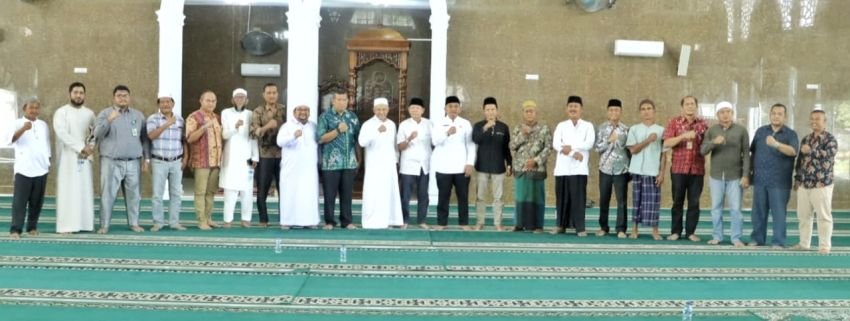 Bupati Simalungun Tegaskan Komitmennya Menjadikan Pelayanan Prima Sebagai Prioritas, Utamakan KTP dan KK