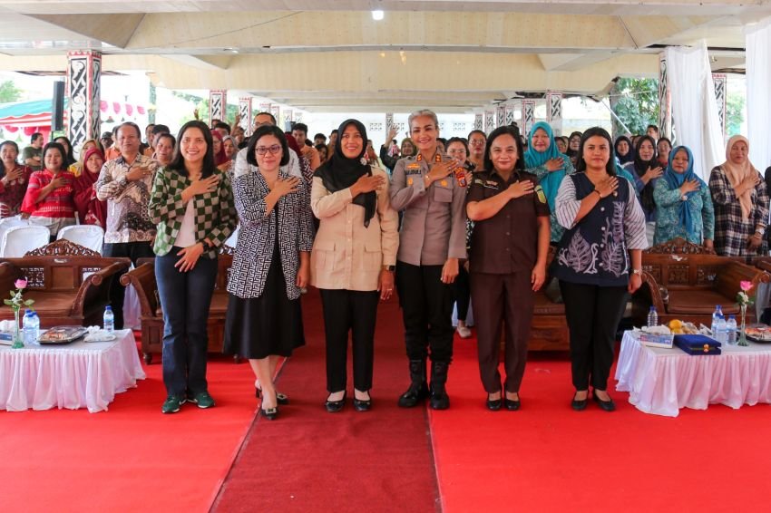 Wakil Wali Kota menghadiri Sosialisasi #Rise and Speak Bersama Polres Pematangsiantar, di Balai Bolon