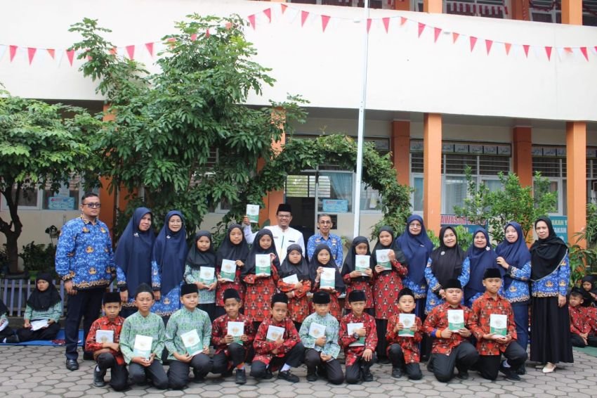 Baznas Gagas Program Sedekah Subuh Serambi Medinah.