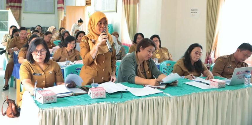 Pimpin Rakor Posyandu, Ketua TP PKK Simalungun Ajak Tim Bekerja Sama Bina Masyarakat di Bidang Kesehatan