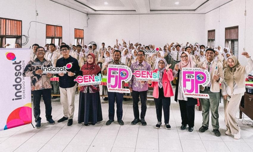 GenSi oleh IOH dan FJPI Sumut, Latih Siswa SMAN 6 Binjai Gunakan Internet, Cerdas, Aman dan Produktif