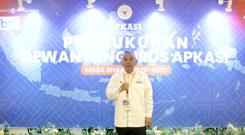 Bupati Simalungun Dr. H. Anton Achmad Saragih Dikukuhkan Mendagri sebagai Unsur Pimpinan Apkasi Periode 2025–2030