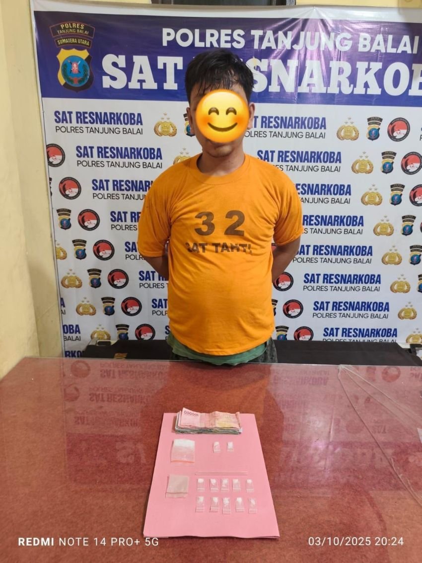 Jual Sabu Sama Polisi,  Pengedar Langsung Ditangkap Saat Buang BB