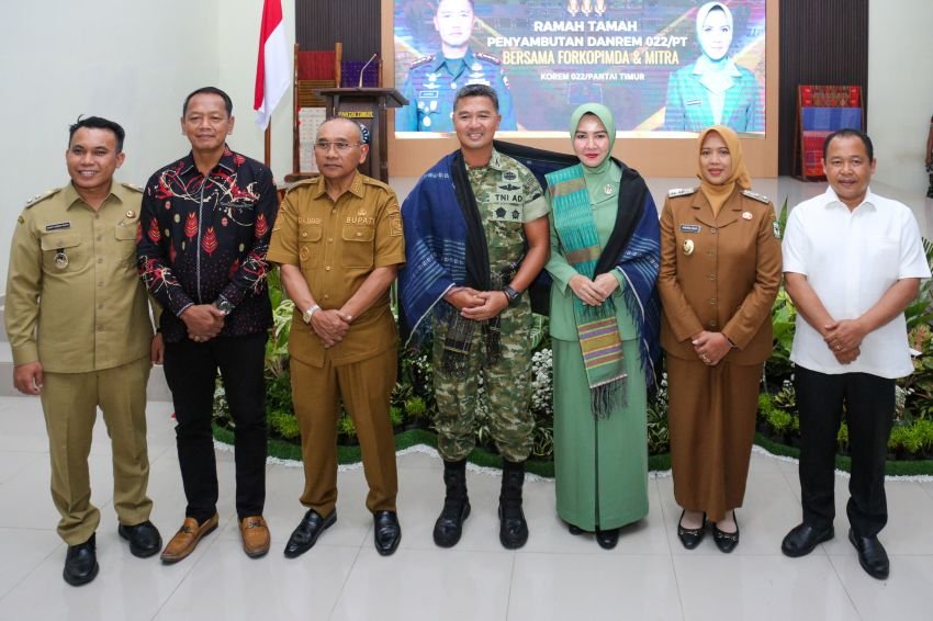 Wakil Wali Kota menghadiri acara Ramah Tamah dan Silaturahmi Penyambutan Komandan Resort Militer (Danrem) 022/Pantai Timur