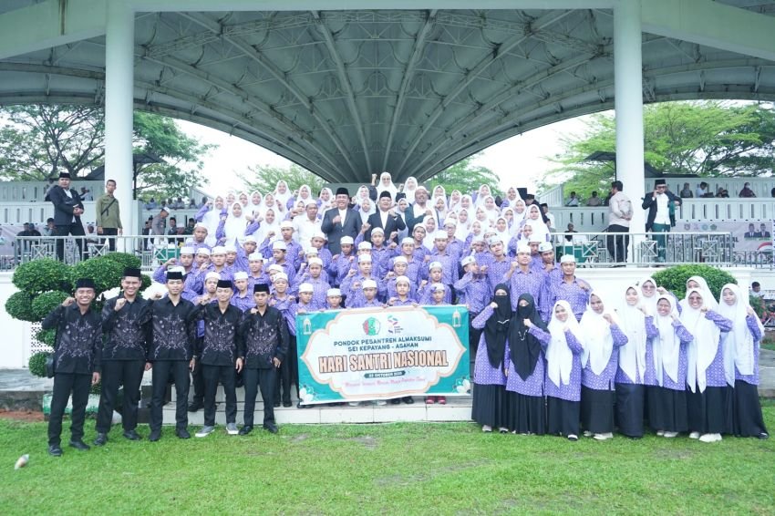 Bupati Asahan Tegaskan Peran Strategis Santri dalam Membangun Indonesia Berkeadaban