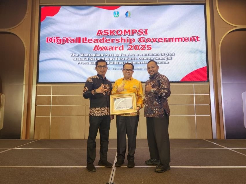 Komitmen Digital Berbuah Prestasi, Sekda Kota Solok Raih ADLG Awards 2025