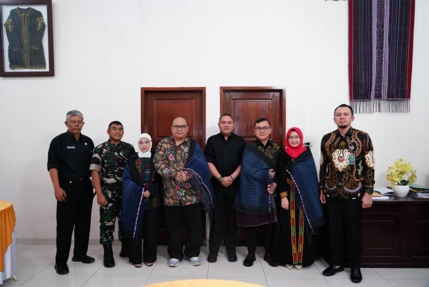 Bupati Pakpak Bharat Bharat Menghariri Temu Pisah Kejari Dairi