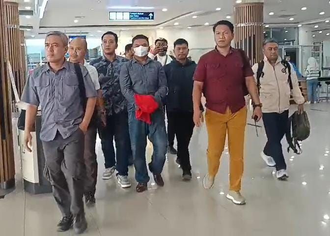 Tim Tabur Kejati Kepri Berhasil Ringkus Buronan Tipikor di Kendari