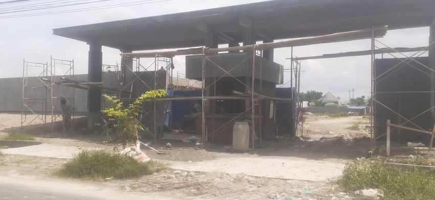 Diduga Rugikan PAD dan Tanpa Izin PBG, PKN Medan Marelan Minta Pemko Medan Berkolaborasi Tindak Bangunan di Psr I Rel Tanah 600