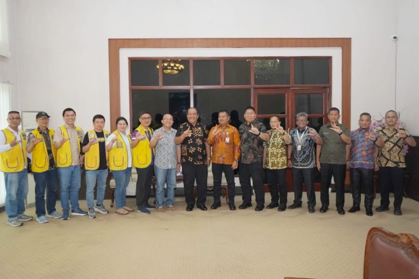 Bupati Asahan Terima Audiensi Lions Club Indonesia Medan Chakra Bahas Operasi Katarak Gratis