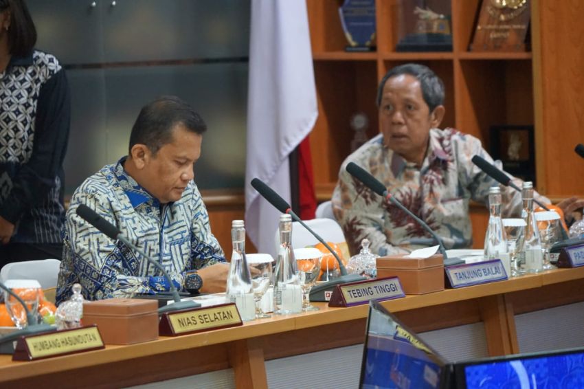 Wabup Paluta Basri Harahap Dukung Penambahan Modal Berupa Aset di RUPS-LB Bank Sumut 2025