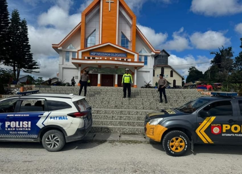 Jajaran Polda Sumut Gelar Patroli dan Pengamanan Rumah Ibadah, Wujudkan Kamtibmas Kondusif di Hari Minggu