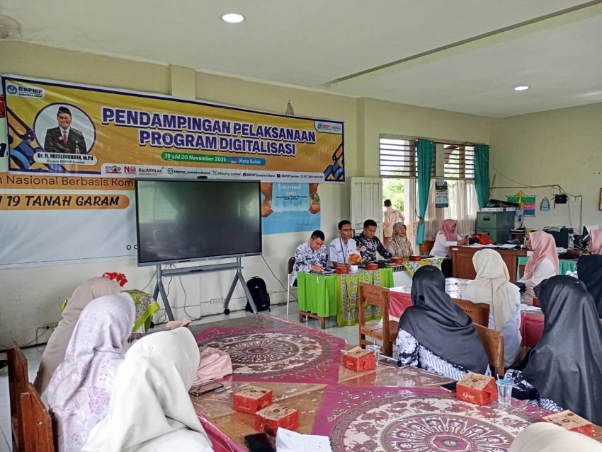Guru di Kota Solok Ikuti Pendampingan IFP Perkuat Digitalisasi Pendidikan.