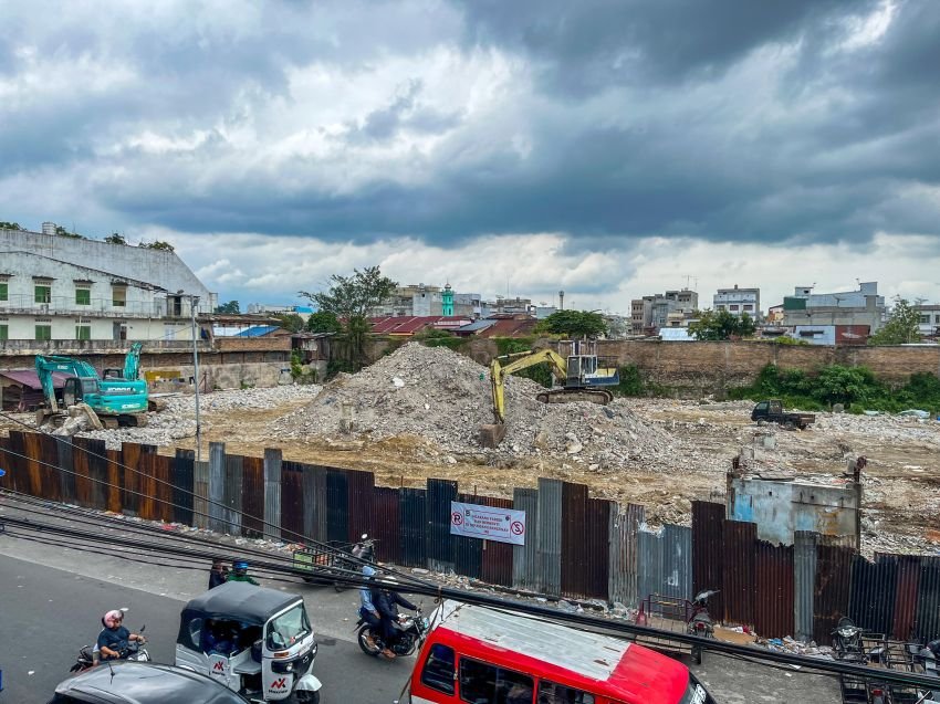 Proses perobohan Gedung IV Pasar Horas memasuki hari ke-22.