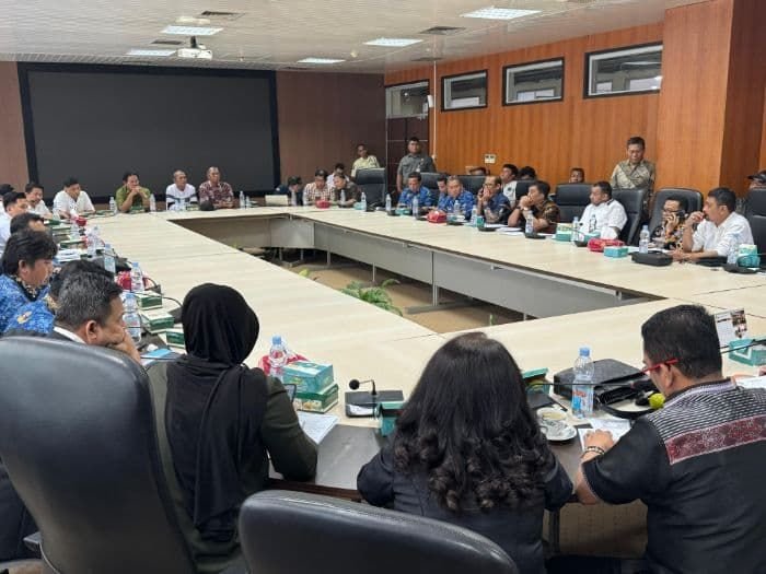 DPRD Medan Sahuti Aspirasi Warga, Minta PT Agro Raya Mas Supaya Ditutup