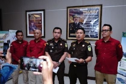 Kejati Sumut Tahan Dua Tersangka Kasus Dugaan Korupsi Pengadaan Smartboard SMP se-Kota Tebing Tinggi TA 2024