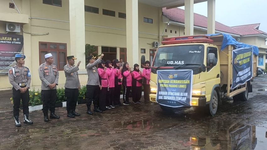 Kapolres Palas AKBP Dodik Yuliyanto Pimpin Pengiriman Bantuan untuk Korban Bencana di Sumut